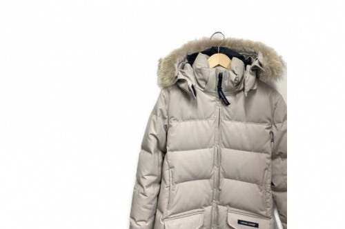 インポートブランドのCANADA GOOSE
