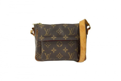 ルイ ヴィトン　のアマゾンショルダーバッグ/ヴィバシテPM