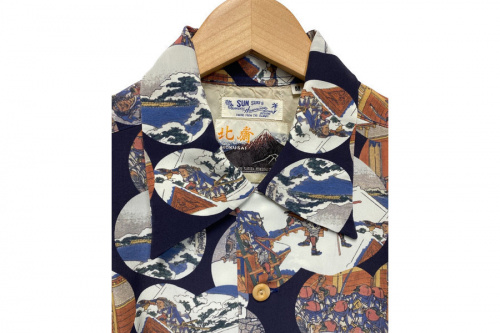 忠臣蔵討レーヨンハワイアンシャツのメンズ