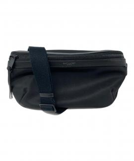 「ラグジュアリーブランドのSaint Laurent Paris 」