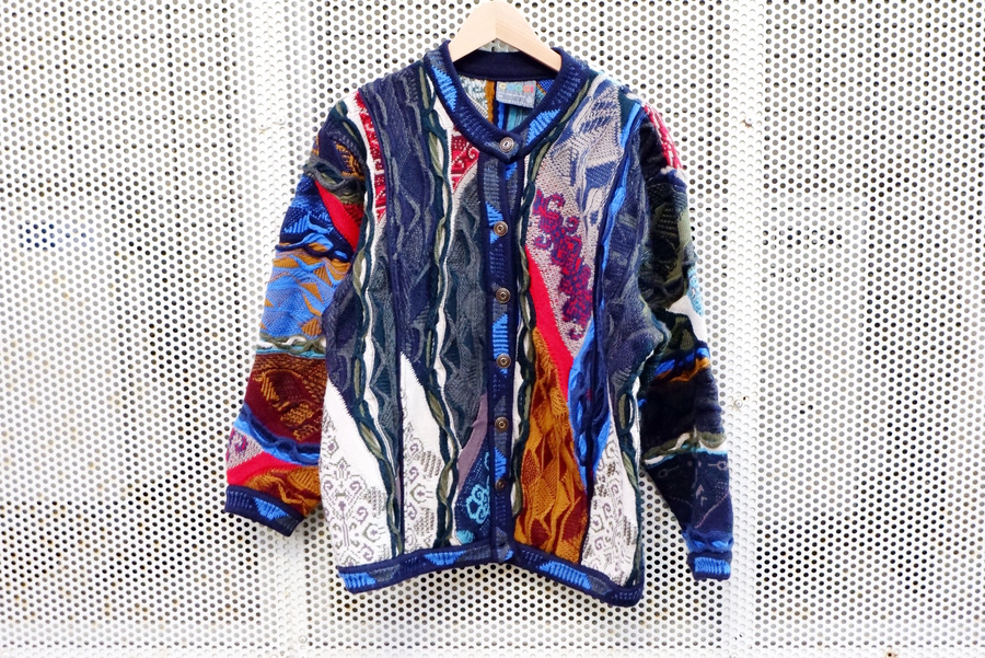 COOGI / クージー 】より3Dニットカーディガンが入荷致しました 