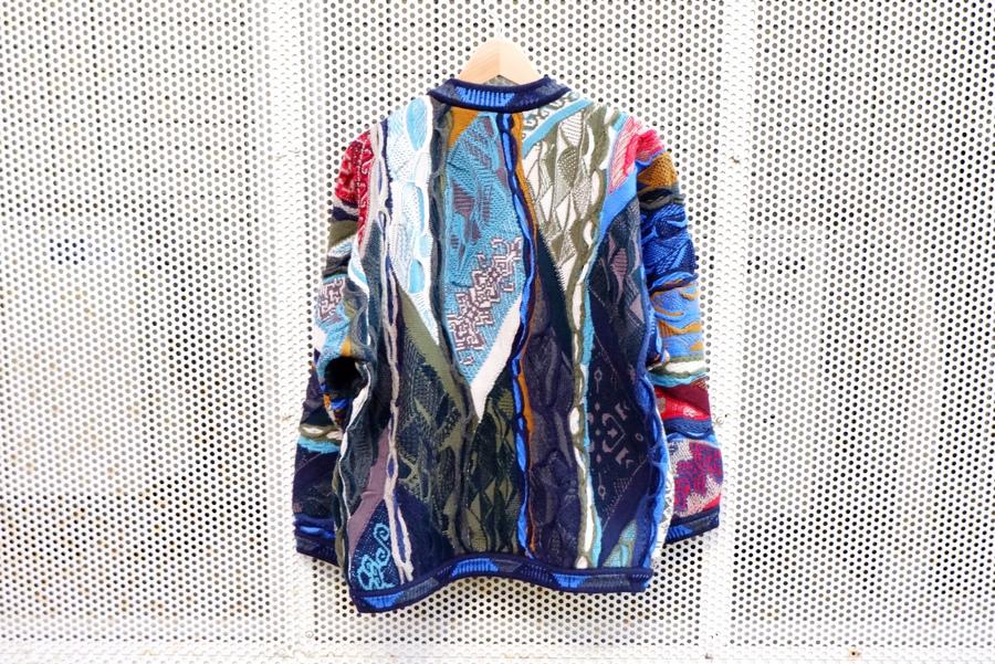 COOGI / クージー 】より3Dニットカーディガンが入荷致しました 