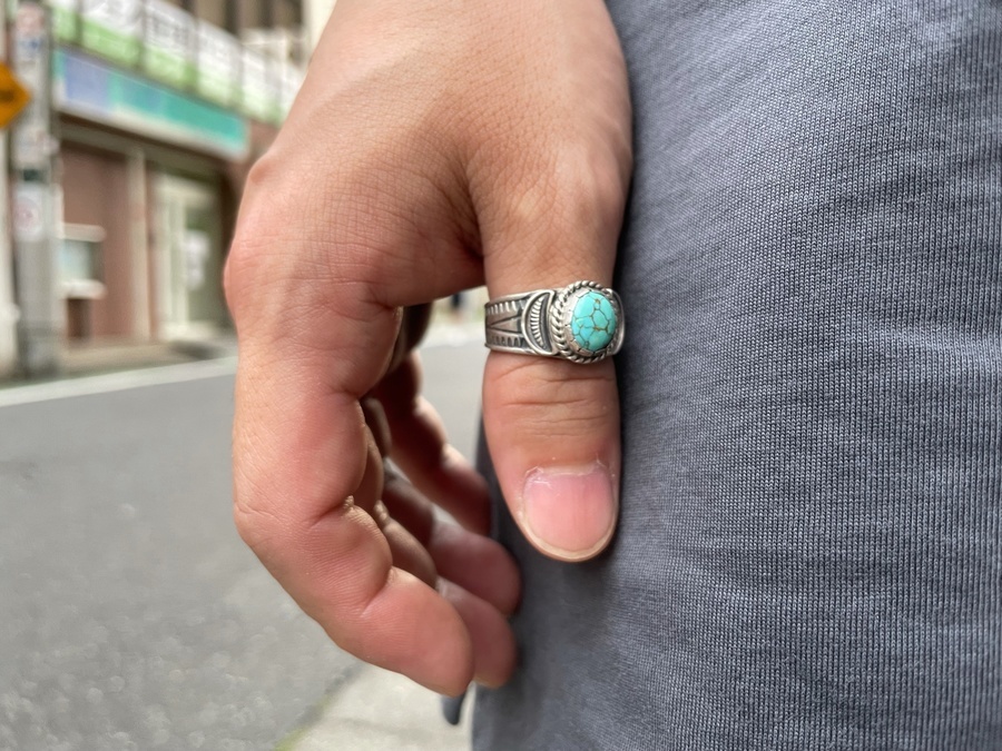 NAVAJO/ナバホ族】よりターコイズシルバーリング買取入荷致しました