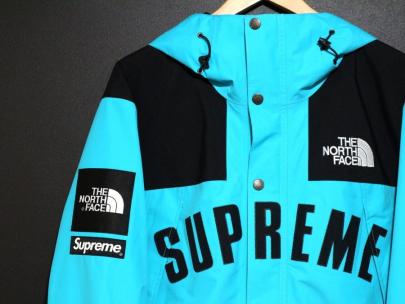 「ストリートブランドのSupreme×THE NORTH FACE 」