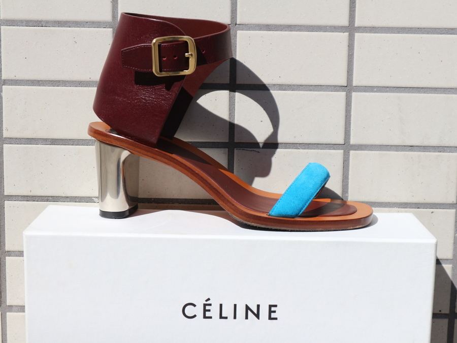 CELINE/セリーヌ】よりアンクルストラップサンダルが入荷致しました 