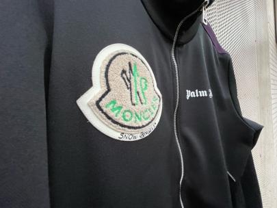 「インポートブランドのPalm Angels × MONCLER 」