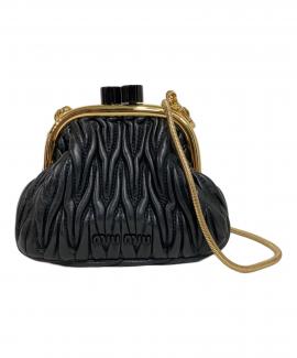 「ラグジュアリーブランドのMIU MIU 」