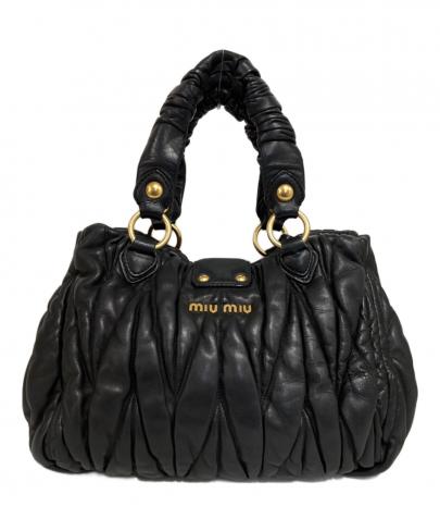 「ラグジュアリーブランドのMIU MIU 」