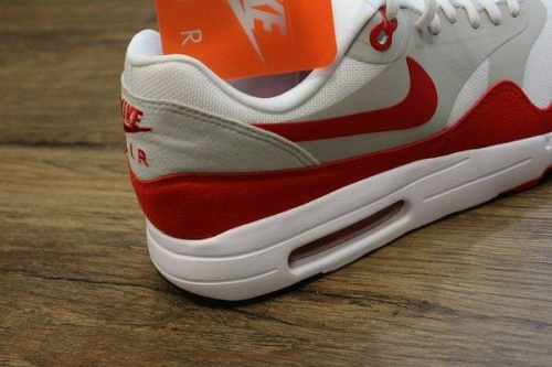 スニーカーの買取