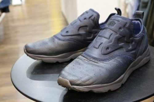 買取のスニーカー