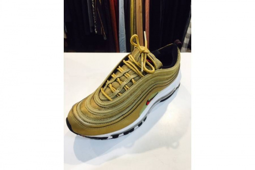 SUPREMEのAIR MAX 97