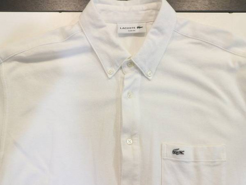 ポロシャツのLACOSTE