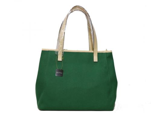 サマンサタバサのキャンバストートバッグ