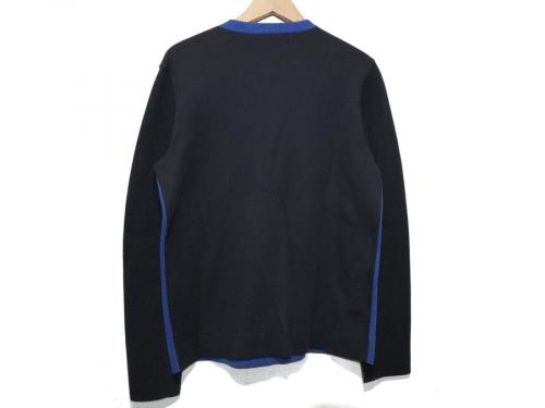 マルニのバイカラーズスウェット