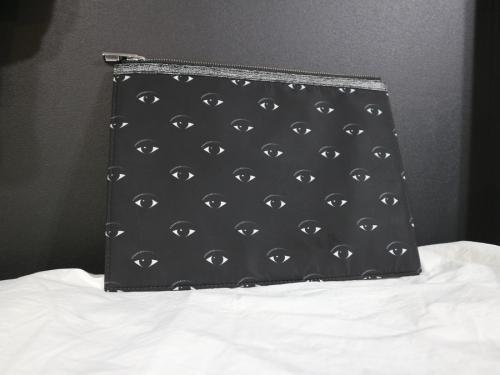 ケンゾーのクラッチバッグ