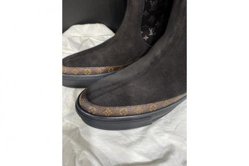 スノーボール・ラインブーツのトレファクスタイル江古田店