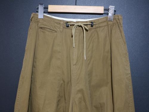 ヒザデルパンツのトレファクスタイル江古田店