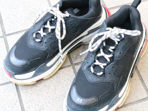 BALENCIAGAのバレンシアガ