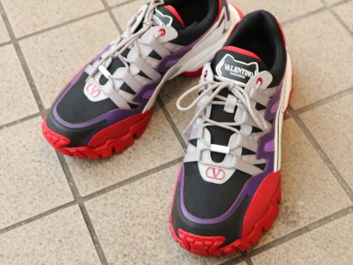 VALENTINO GARAVANIのヴァレンティノガラヴァーニ