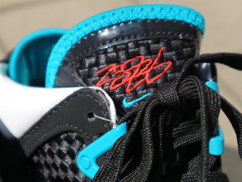 LEBRON VII QSのCU5133-100