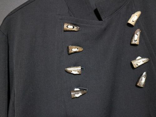 ヨウジヤマモトプールオムのトグルデザインウールギャバジャケット