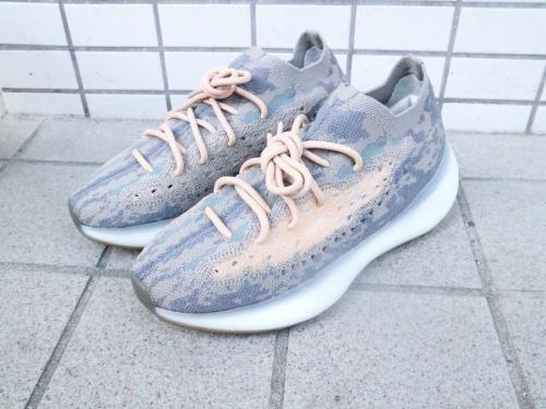 adidasのアディダス