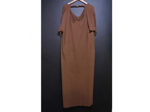 アール ジュビリーのBack-open Dress