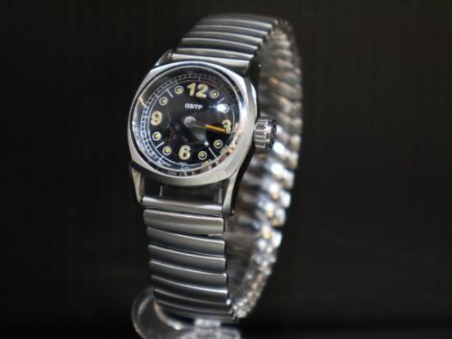 ジーエスティーピーのFRIED EGG