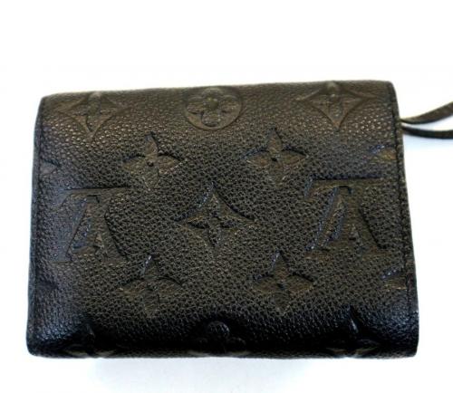 ルイ ヴィトン　のポルトフォイユ・ヴィクトリーヌ