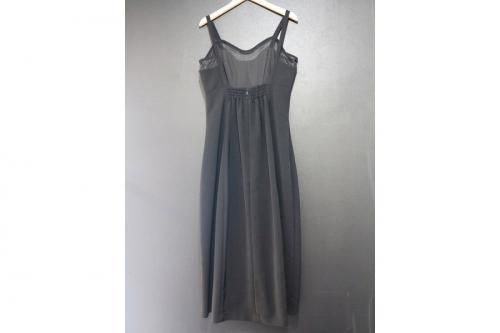 ファーファーのコクーンキャミワンピース