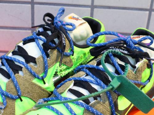 ナイキ×オフホワイトのWMNS ZOOM TERRA KIGER 5  /OW