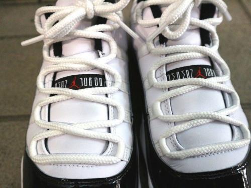 ナイキのair jordan 11 retro low