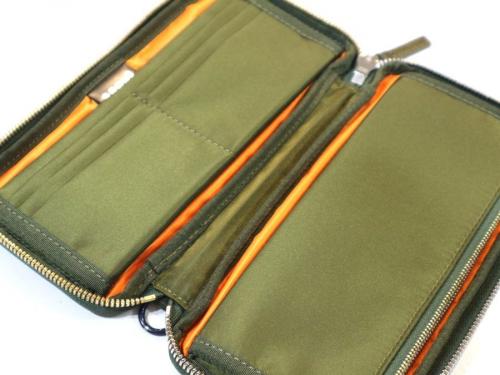 タンカーロングウォレットのトレファクスタイル江古田店