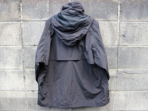 モーシャンのRAIN COAT