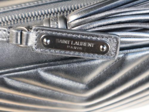 ショルダーバックのカメラバッグ