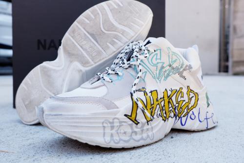 NAKED WOLFEのネイキッドウルフ