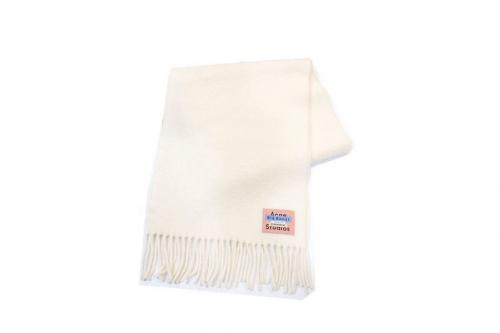 アクネストゥディオズの手紡ぎ風ウールスカーフ