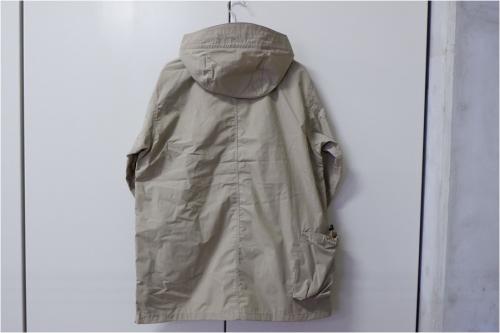ナンガのTAKIBI FIELD ANORAK PARKA