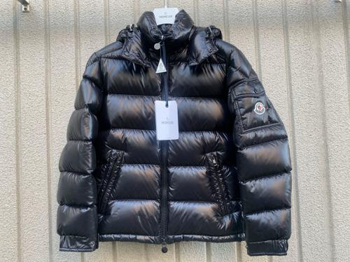 MONCLERのモンクレール