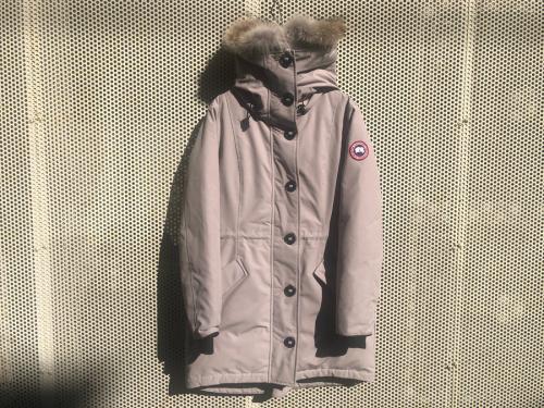 カナダグースのROSSCLAIR PARKA