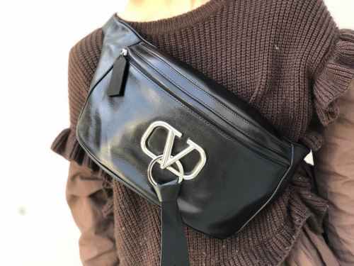 ラグジュアリーブランドのVALENTINO