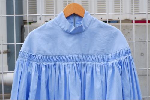 ギザコットンハイネックピンタックブラウスのブランド買取