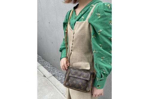 ラグジュアリーブランドのLOUIS VUITTON 　