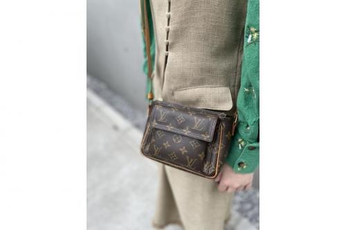 LOUIS VUITTON 　のルイ ヴィトン　
