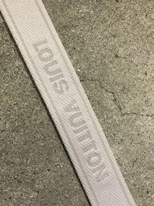 ルイ ヴィトン　のサンチュールベンガル