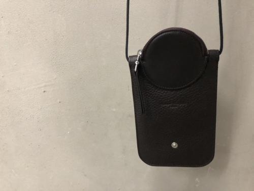 メゾンマルジェラパリスのDollar Print & Shiny Calf Pouc/フォーンポーチ（コインケース付）