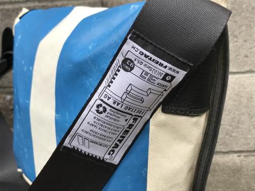 フライターグのクラシックメッセンジャーバッグ