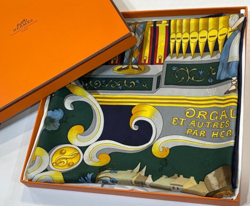 ラグジュアリーブランドのHERMES