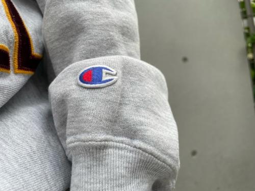 チャンピオンのREVERSE WEAVE SWEAT