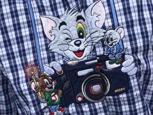 アニメーション刺繍シャツのトムとジェリー